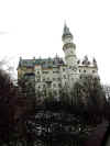 Newschwanstein at base of hill.jpg (34501 bytes)